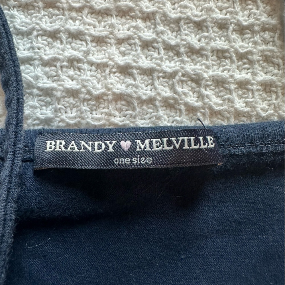 Brandy Melville blue red and white striped cropped tank top women’s crop top - Picture 4 of 5